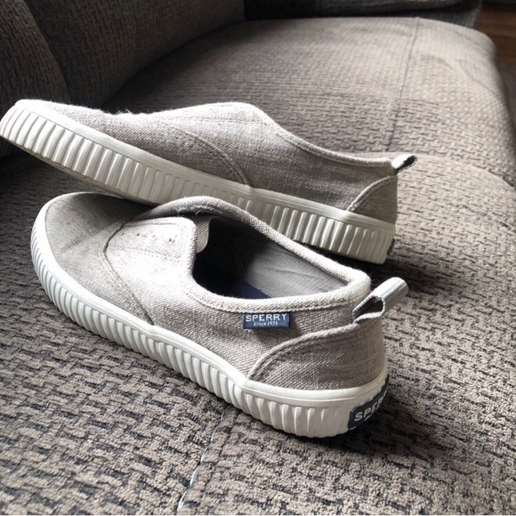 Sperry Shoes - Sperry Grey Canvas Shoes Size 7
